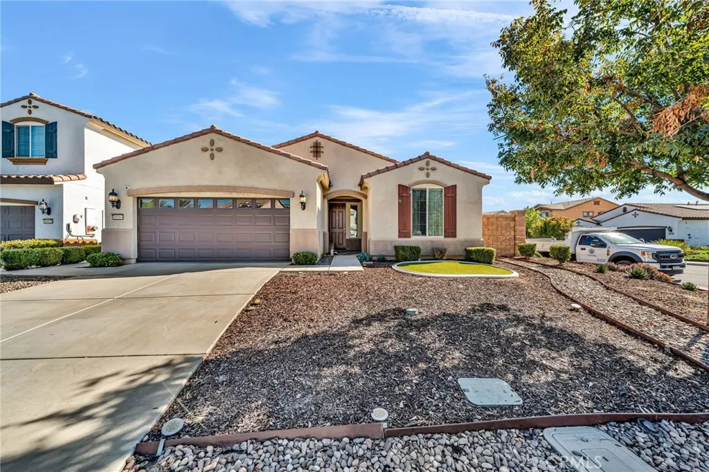 30084 Leeward Court, Menifee, California 92584 home-pic-3